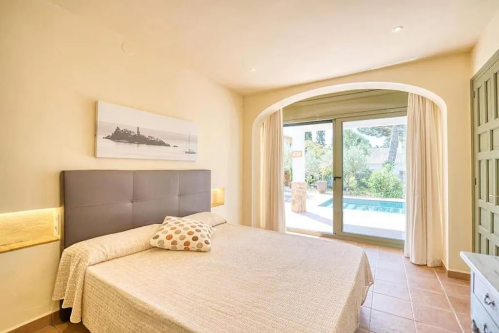 בית נופש פאלאפרוג'ל Villa Martina